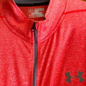 UnderArmour Heat Gear loose long sleeve pull over
